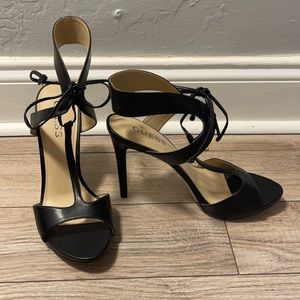 Guess black Lacayo ankle stilettos.